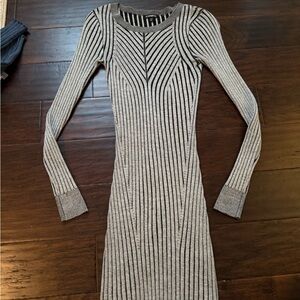 Slim Ribbed Long-Sleeve Knit Dress - Gray/Black